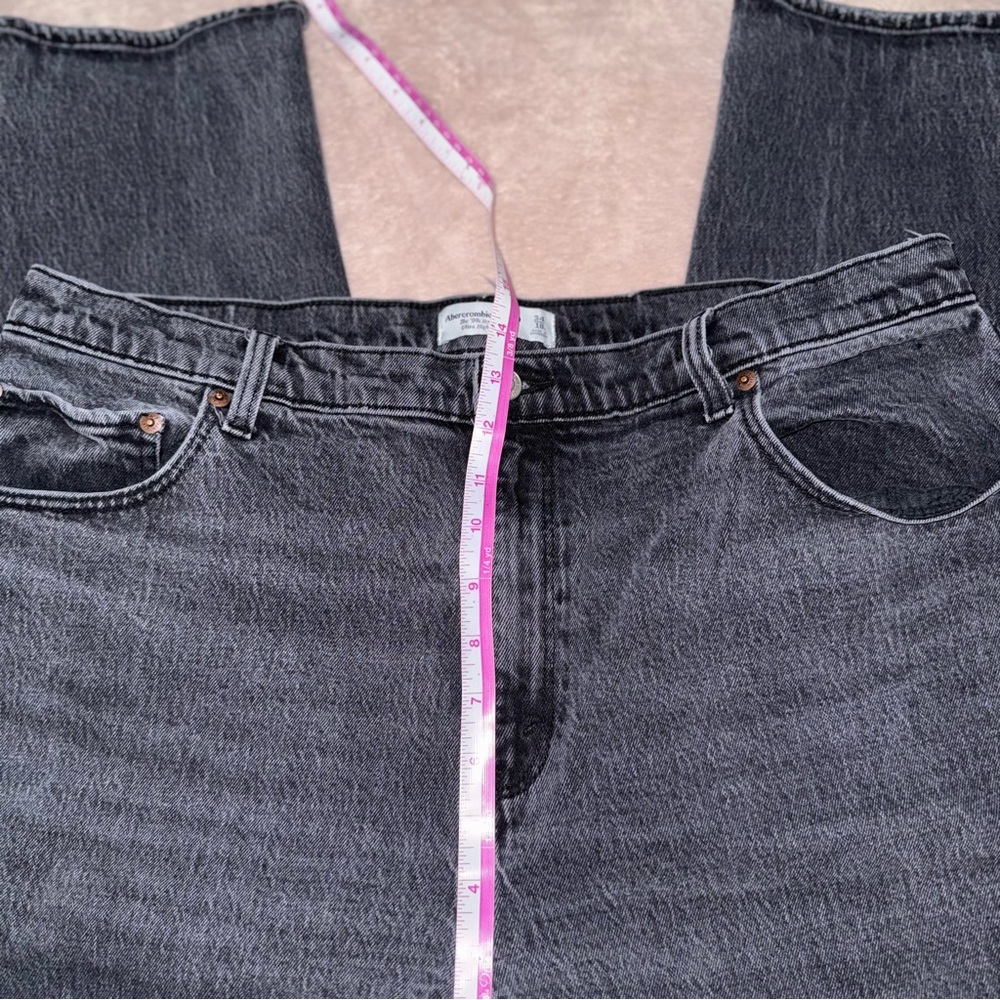 Abercrombie & fitch the 90,s straight ultra high rise Jean size 34/L32 - Picture 10 of 11